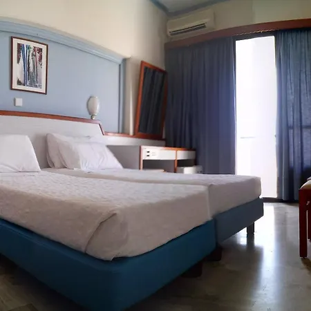 Hotel Nina