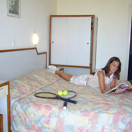 Nina 3*