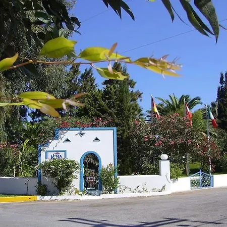Nina Hotel 3*
