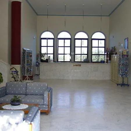 Hotel Nina