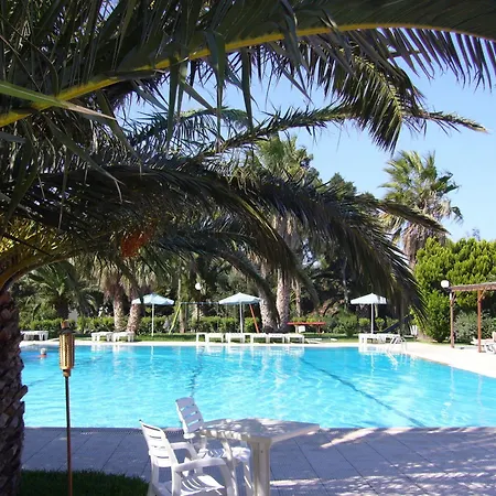 Nina Hotel