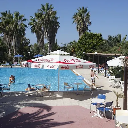 Nina Hotel 3*