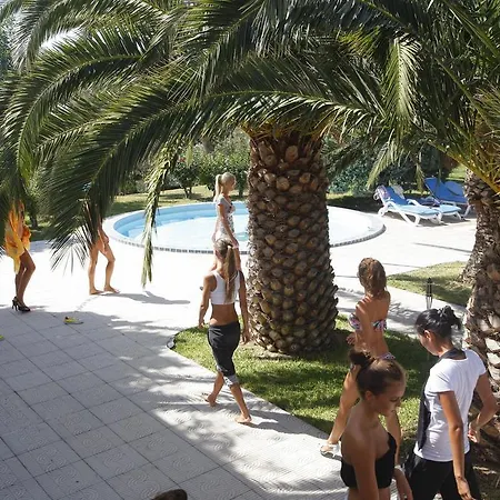 Nina Hotel 3*